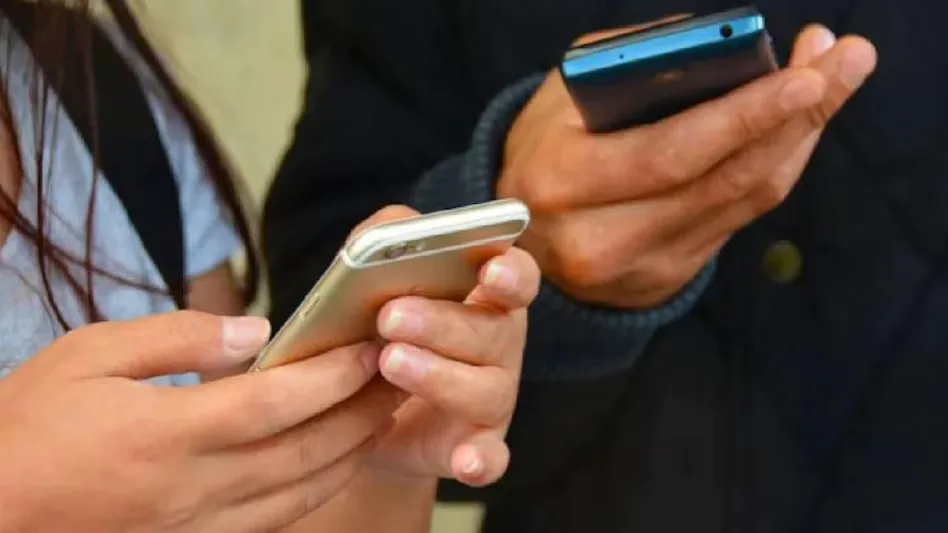 mobile phone jpg