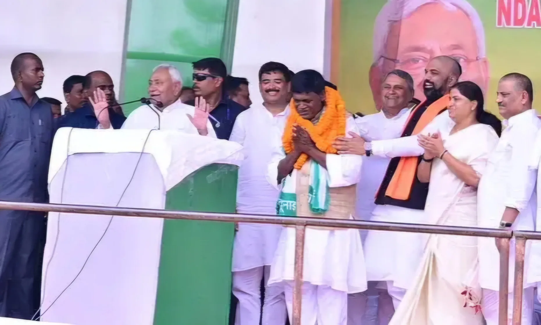cm nitish rupauli jpg