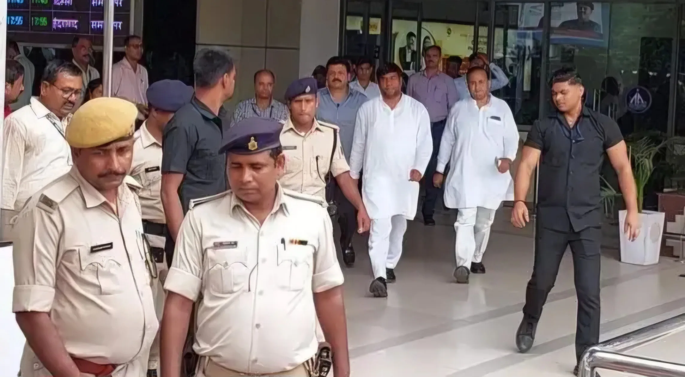 mukesh 1 jpg