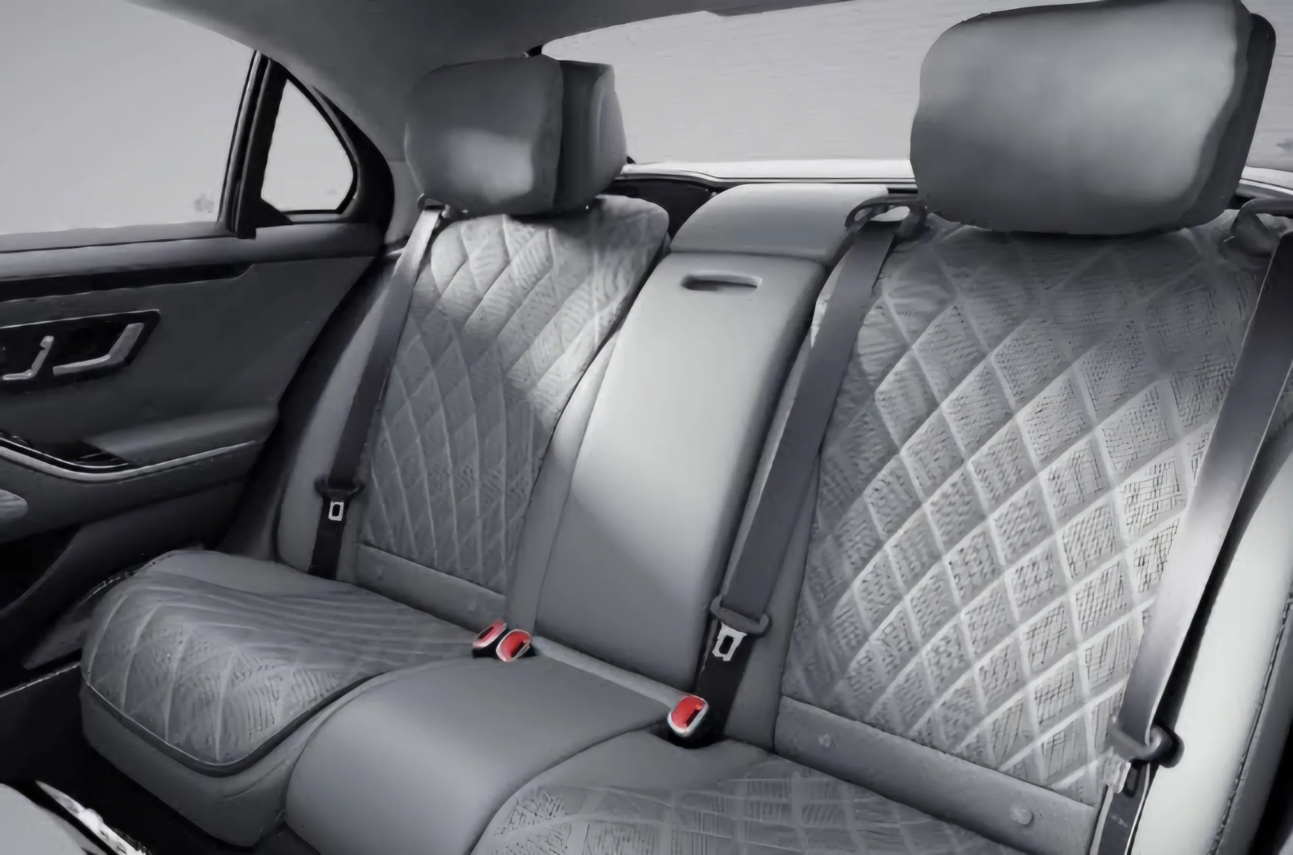 Seat belt car scaled