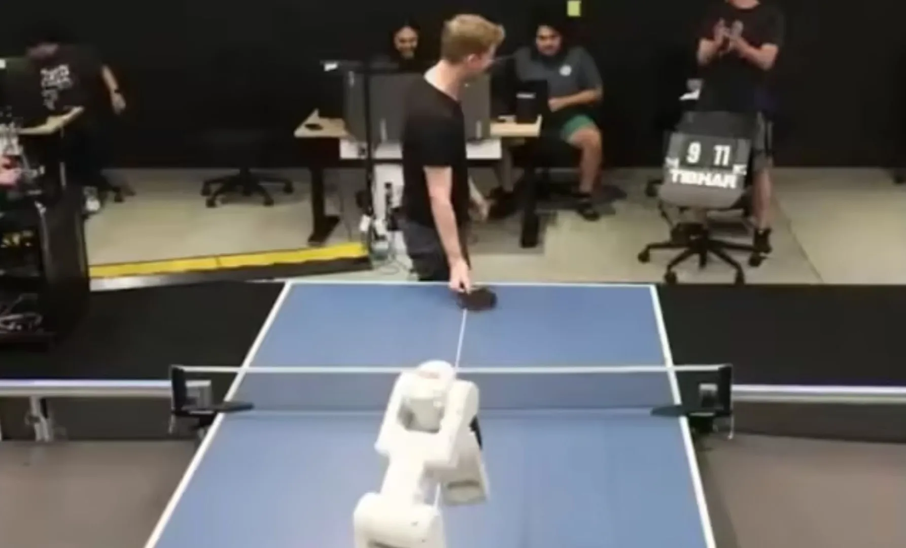 robot jpg