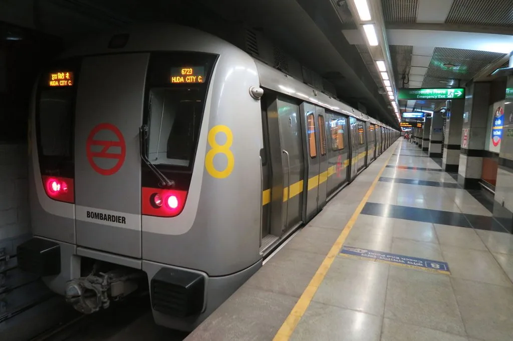 DelhiMetroYellowLine 1024x682 1 jpg