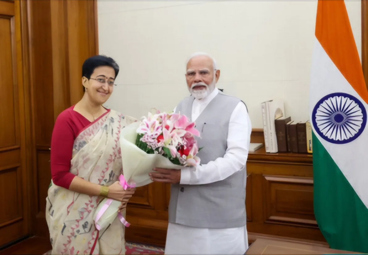 Modi with aatishi jpg