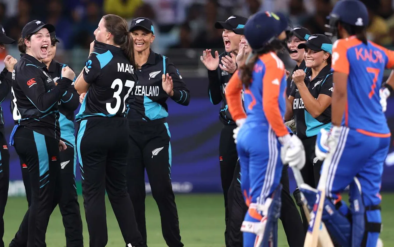 Womens cricket jpeg