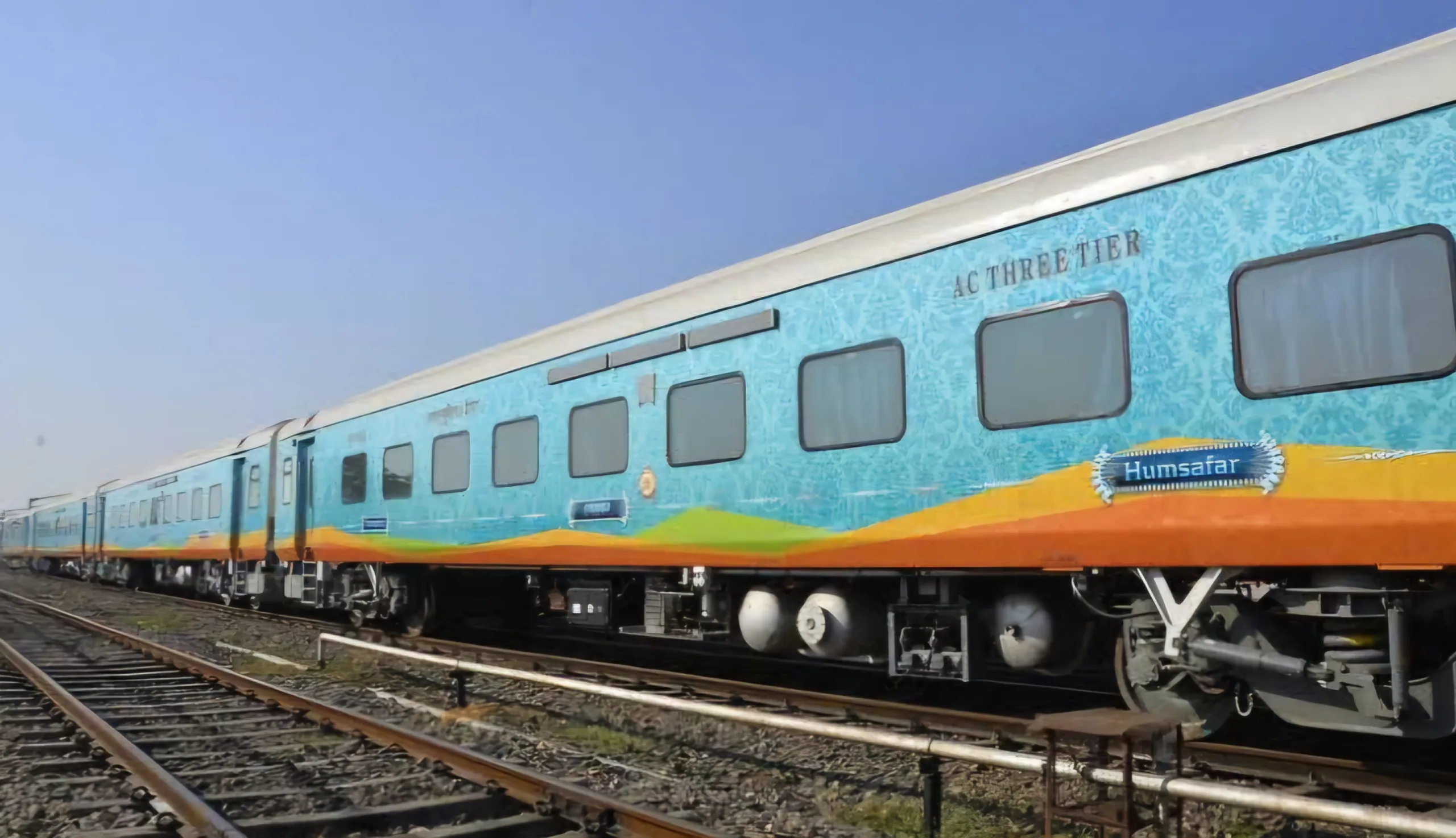 Humsafar Express scaled