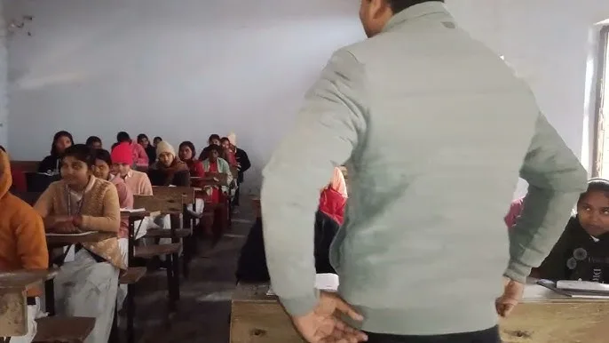 2025 1image 17 14 378435414hq720