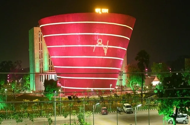 2025 2image 20 22 176687640baputower