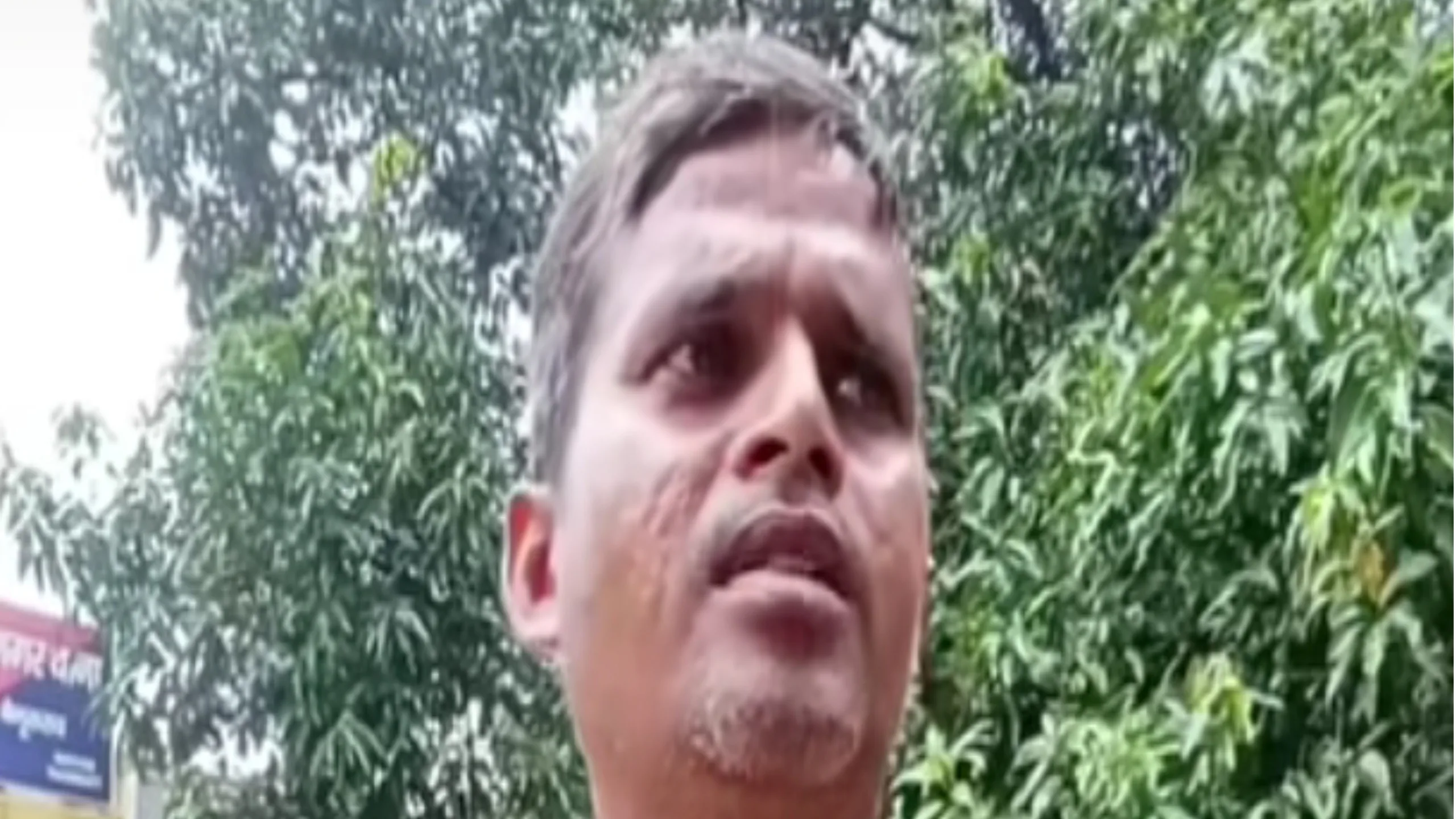 बेगूसराय के भोला महतो की हत्या: खगड़िया से बरामद हुआ जला हुआ शव, अपहरण और फिरौती का आरोप, पुलिस पर असंवेदनशीलता का भी आरोप