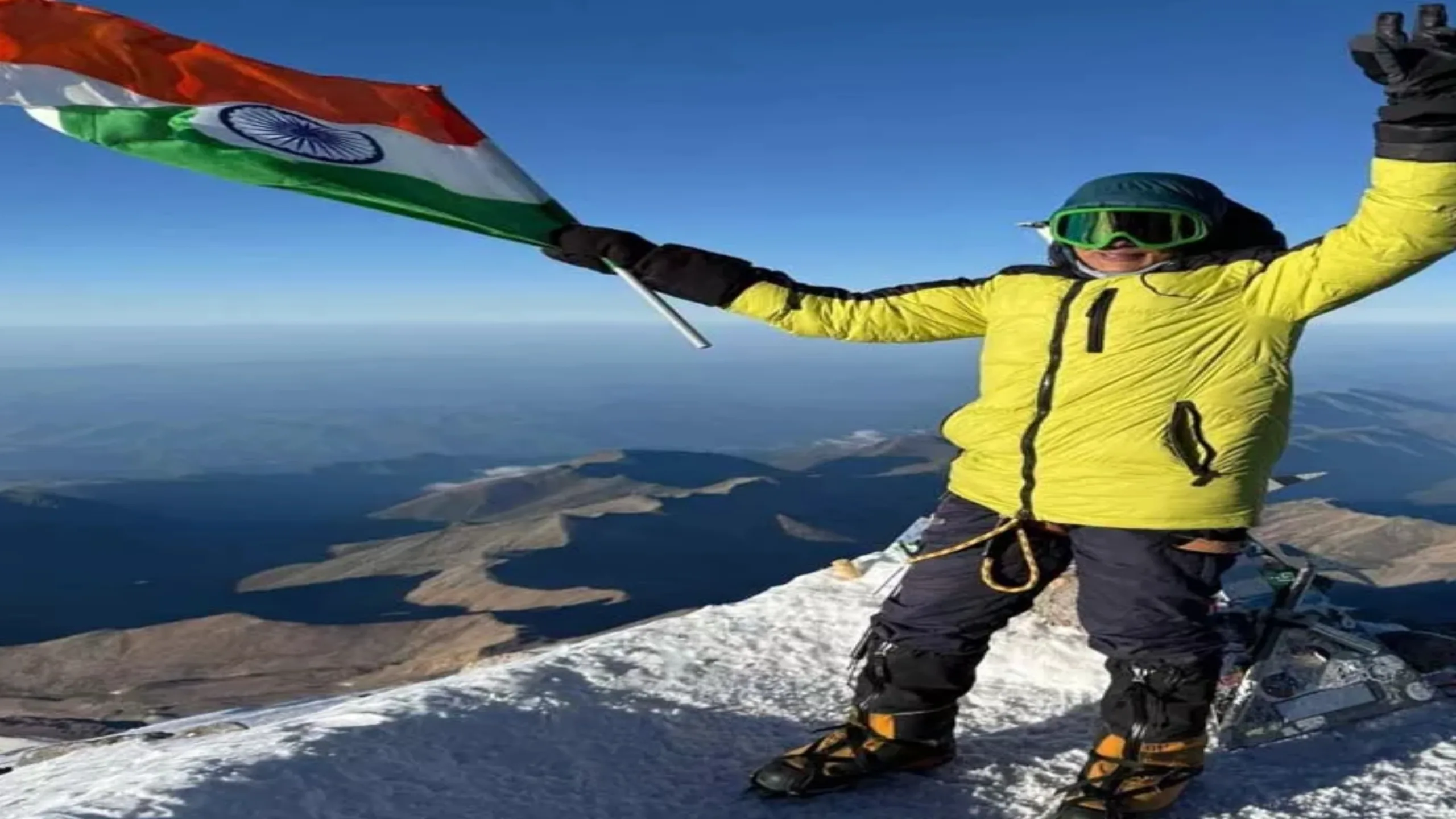 भागलपुर की बेटी नमिता ने रचा इतिहास, रूस की सबसे ऊंची चोटी माउंट एल्ब्रस पर फहराया तिरंगा