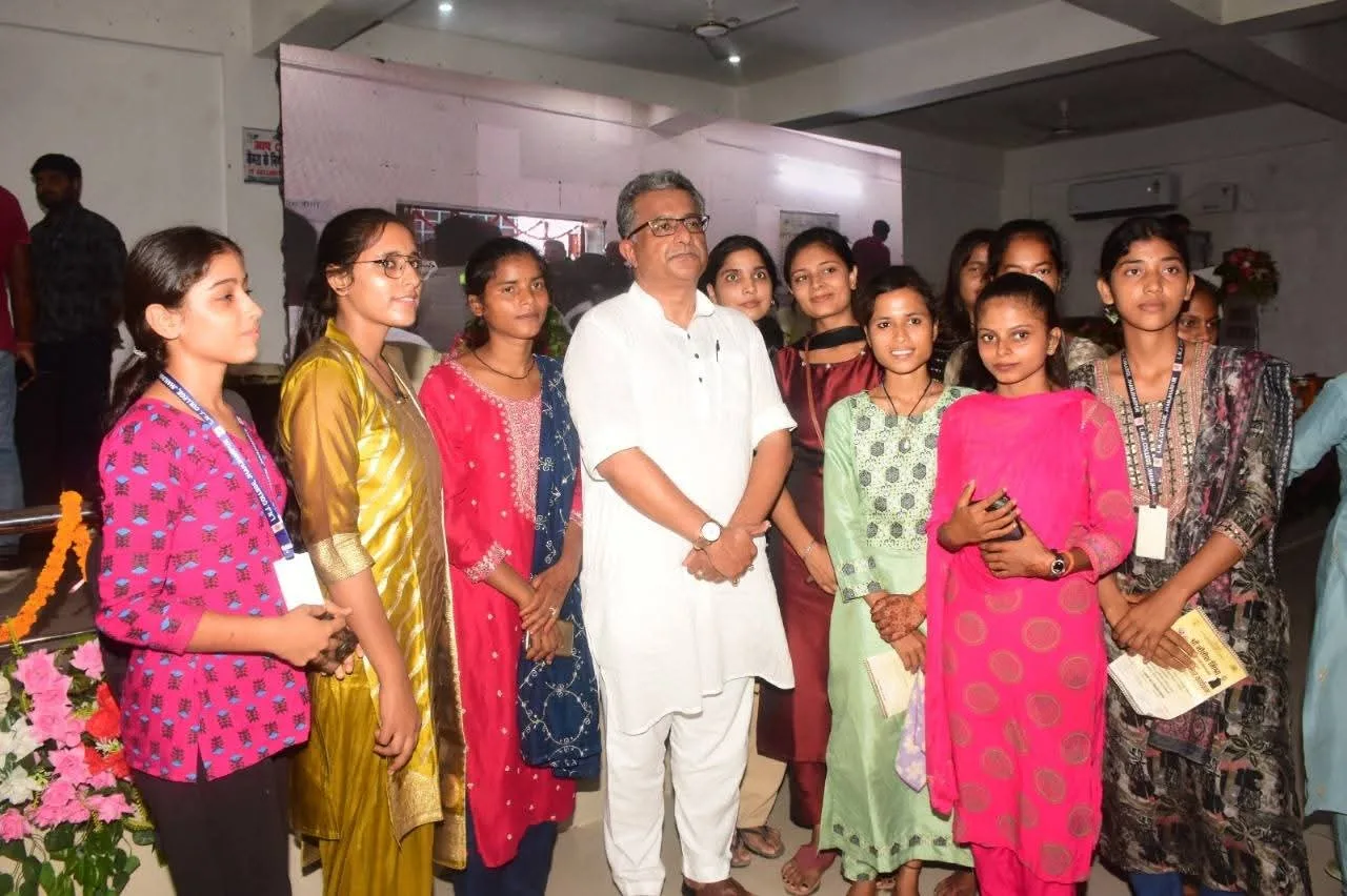 हस्तशिल्प को नया जीवन: मधुबनी के झंझारपुर में शुरू हुआ 5 दिवसीय प्रचार-प्रसार कार्यक्रम