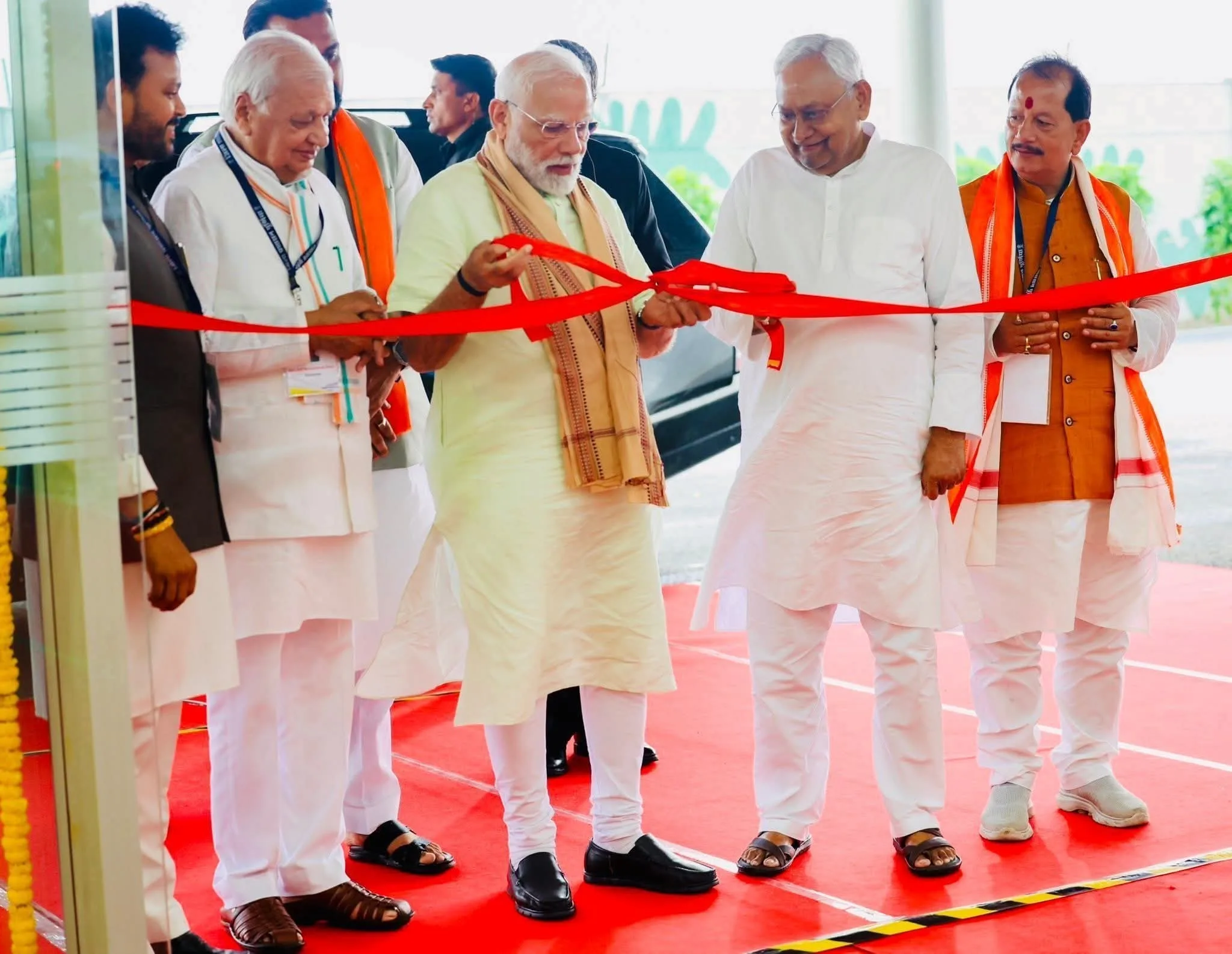 प्रधानमंत्री मोदी ने पूर्णिया से बिहार को दी 40,000 करोड़ की विकास सौगात