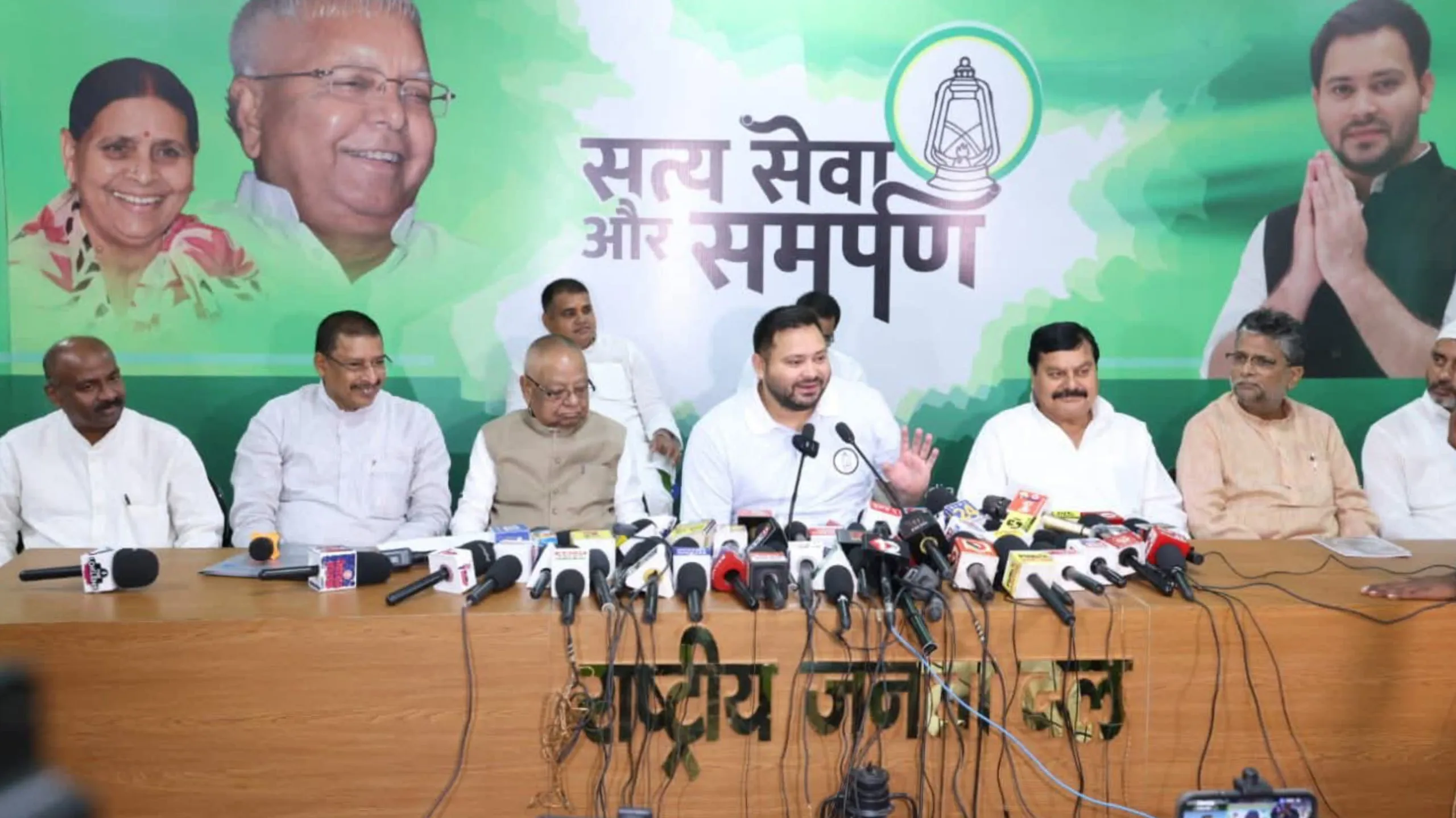 GridArt 20251005 182539158 scaled