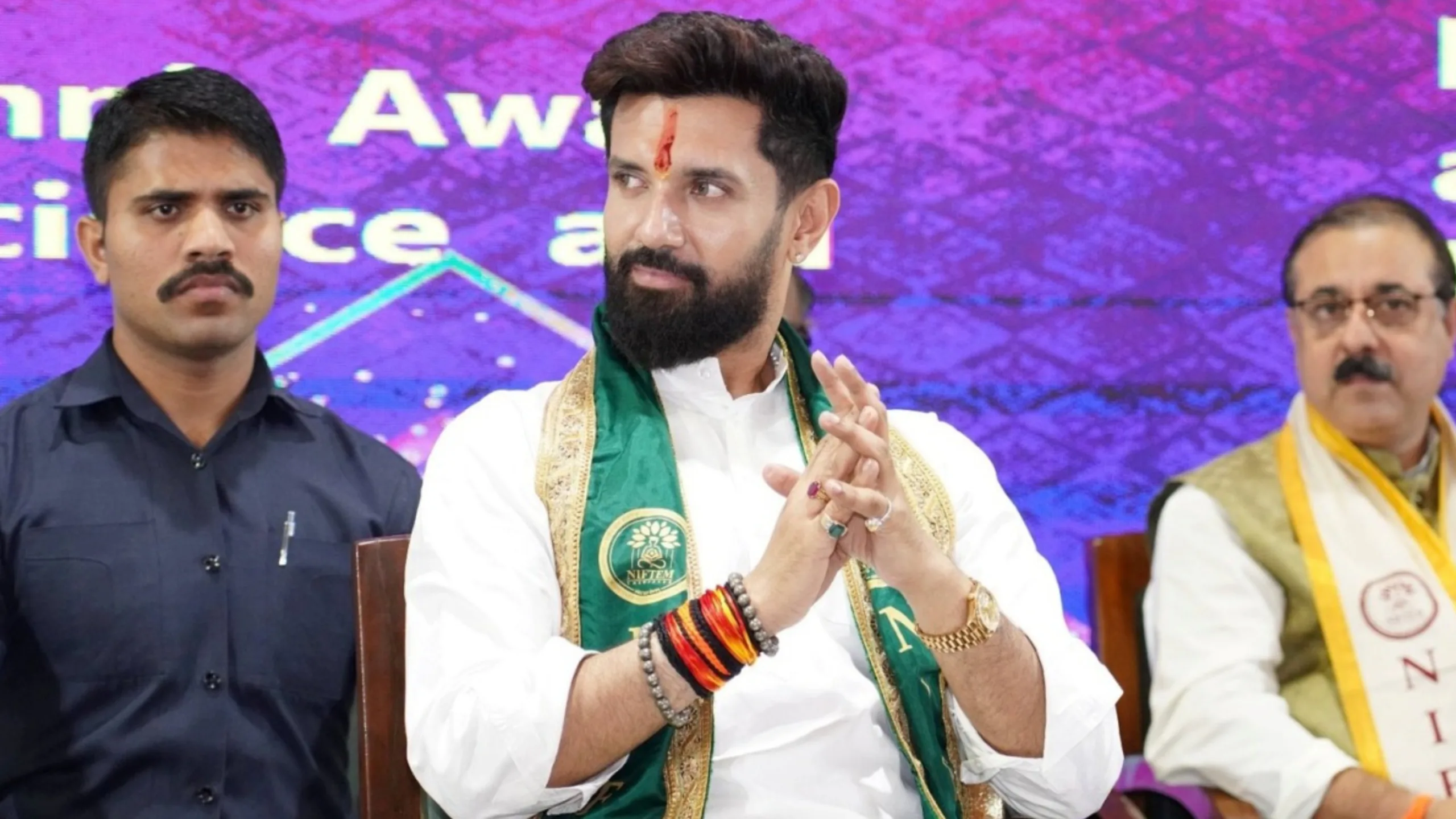 GridArt 20251008 091010273 scaled