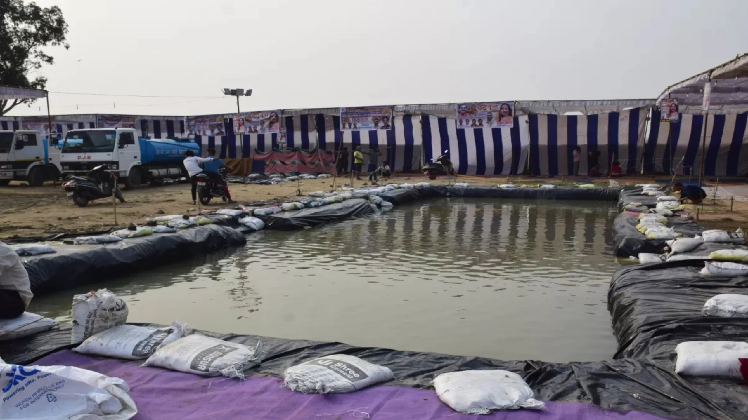 पांच साल बाद यमुना किनारे फिर गूंजेंगे छठ के गीत, पूर्वांचल के लोगों में उत्साह चरम पर