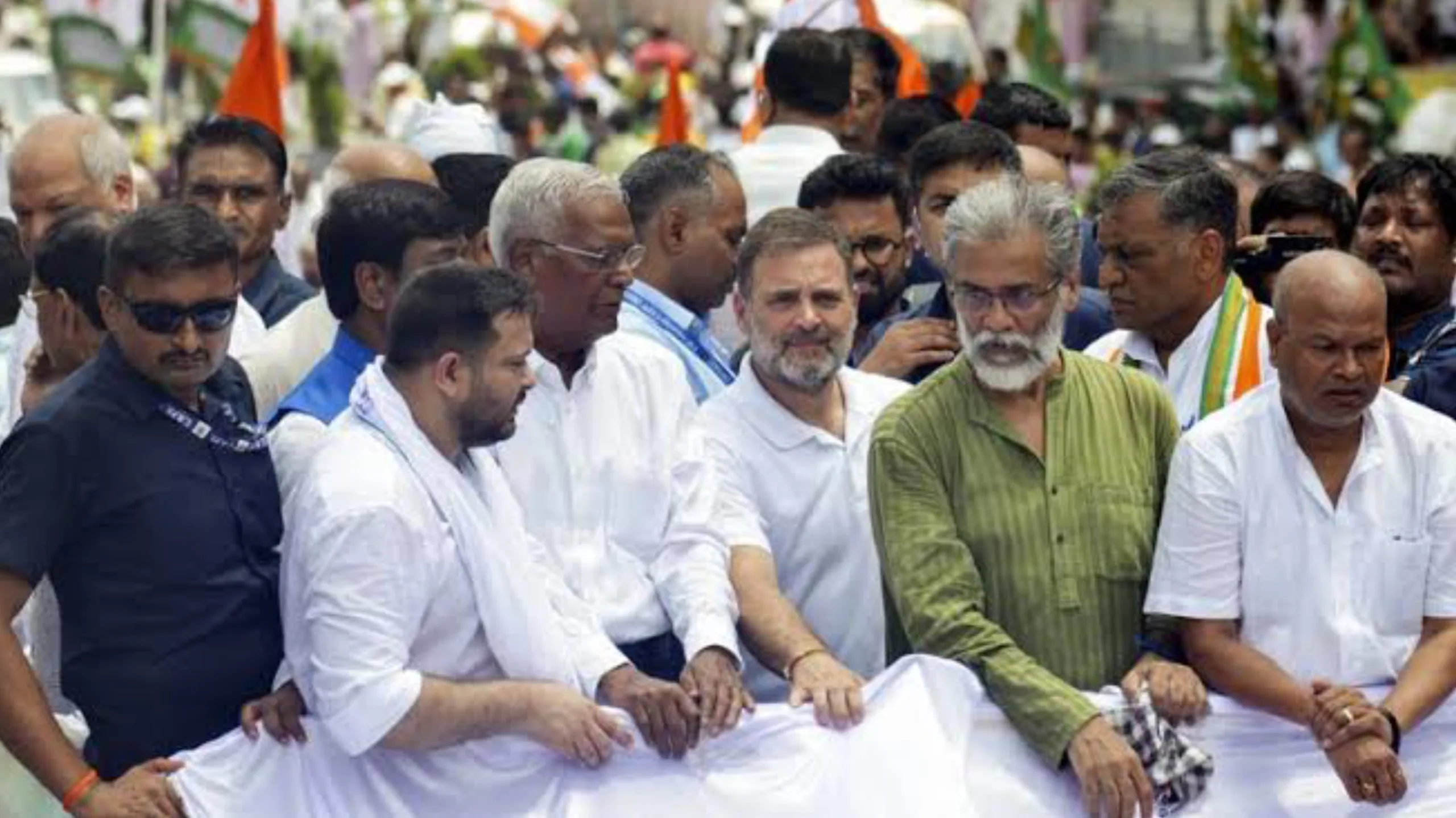 GridArt 20251015 114539936 scaled