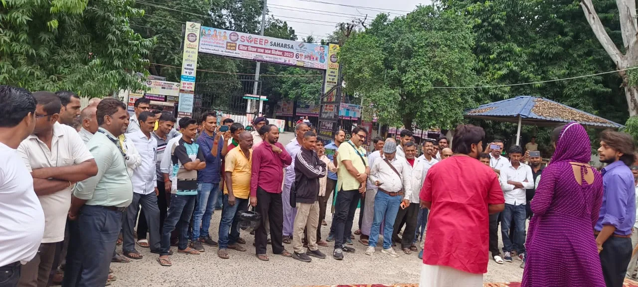 गीत, संगीत और नुक्कड़ नाटक के जरिए सहरसा में मतदाता जागरूकता अभियान की हुई शुरुआत