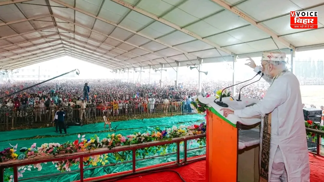 बिहार चुनाव: अमित शाह का लालू-तेजस्वी पर हमला, बोले — “EVM का बटन इतना जोर से दबाना कि गूंज इटली तक जाए”