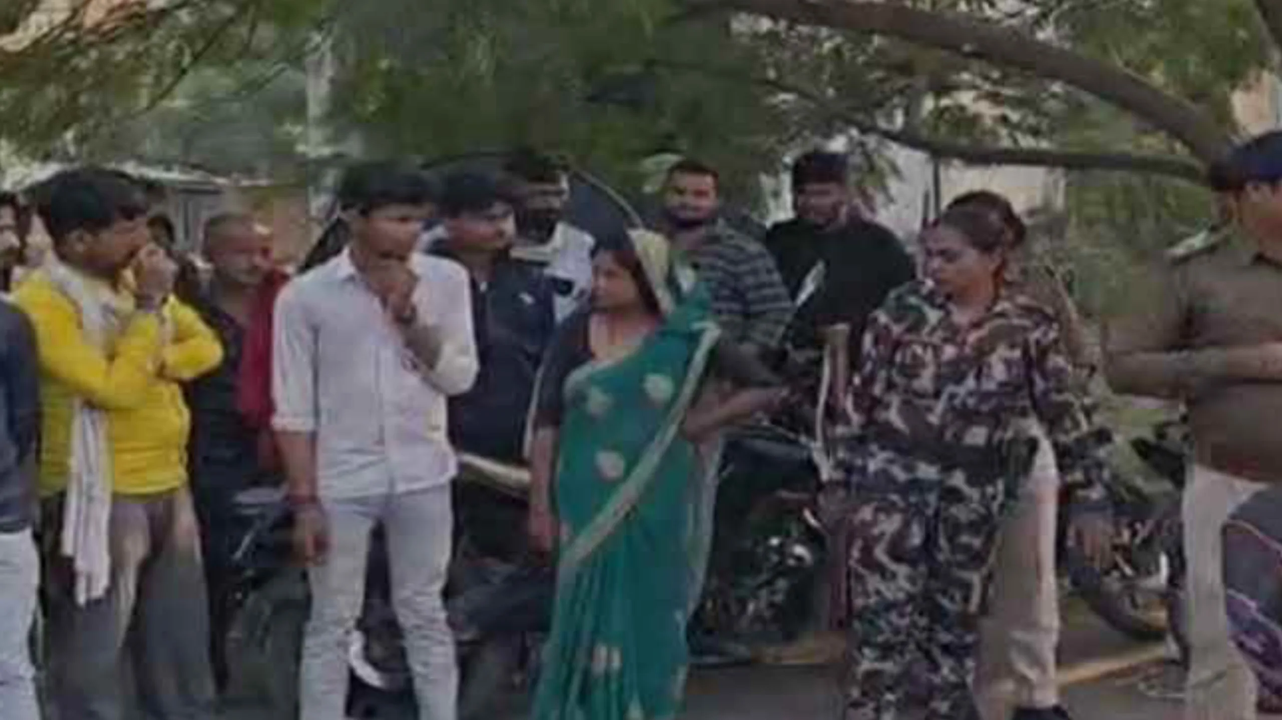 GridArt 20251122 095643378 scaled