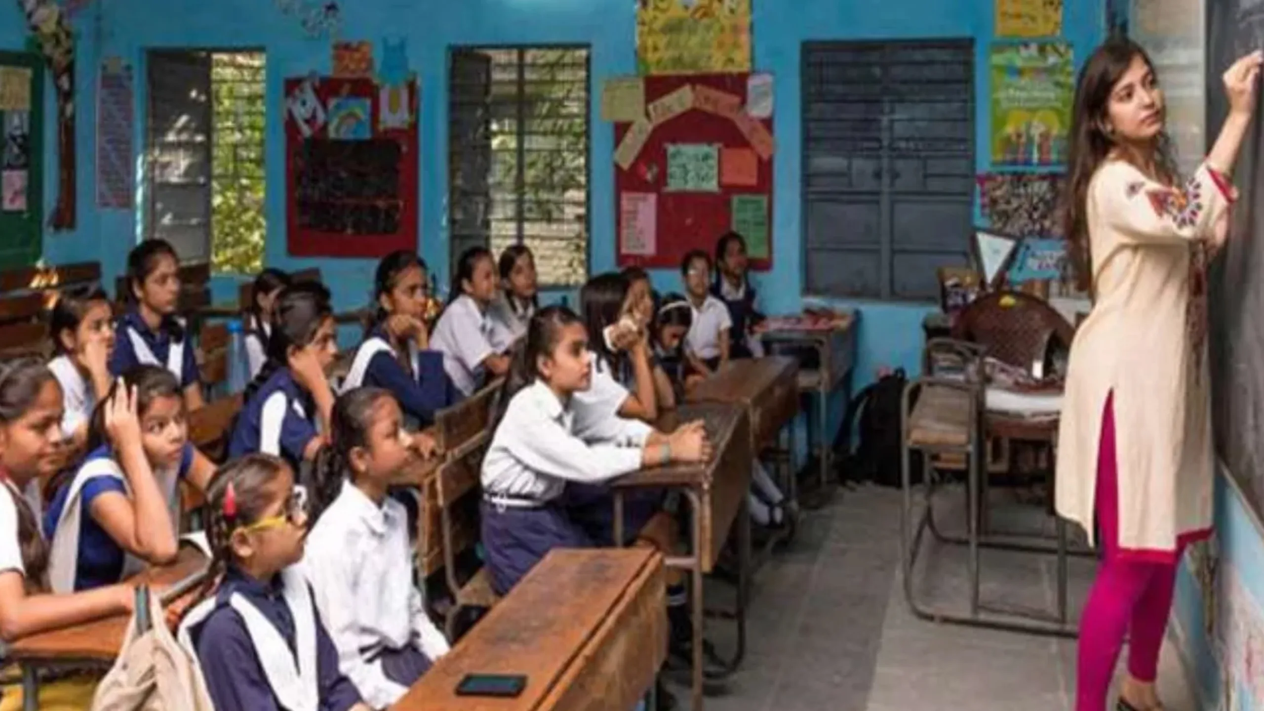 बिहार के सरकारी शिक्षकों के लिए बड़ी खबर: नई ट्रांसफर गाइडलाइन जारी, 31 दिसंबर 2025 तक 22,732 शिक्षकों को नई पोस्टिंग