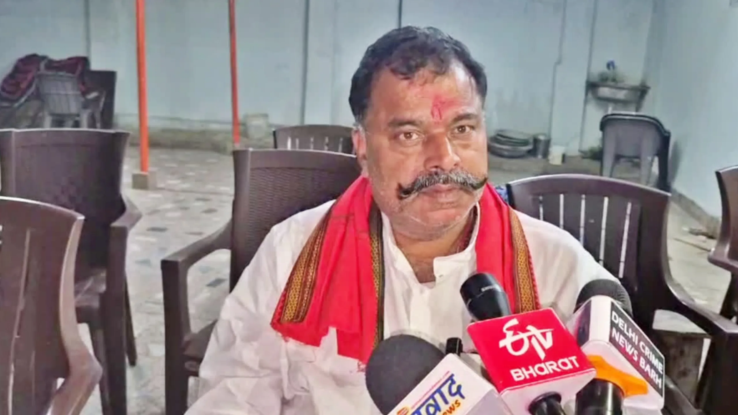 302 के मामले में जमानत खारिज, बाढ़ विधानसभा प्रत्याशी लल्लू मुखिया ने कोर्ट में किया आत्मसमर्पण