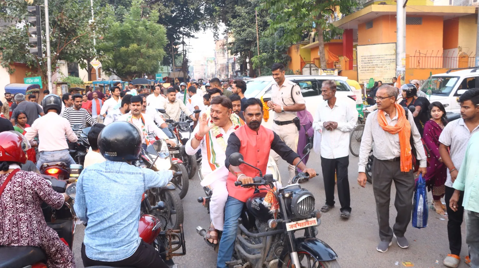 भागलपुर में कांग्रेस प्रत्याशी अजीत शर्मा का जनसंपर्क अभियान तेज, 11 नवंबर को समर्थन देने की अपील