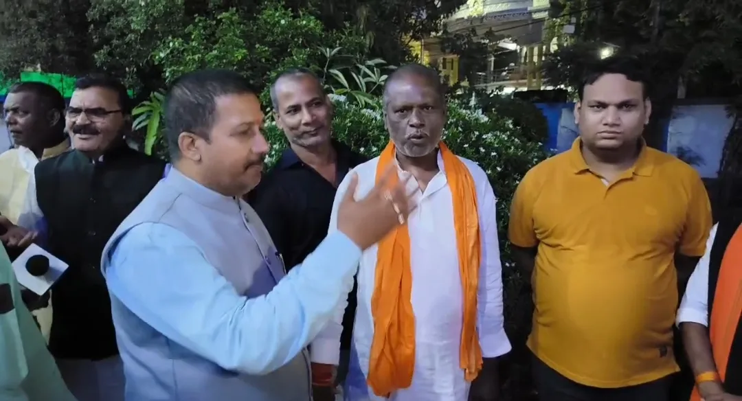 Screenshot 2025 11 02 16 27 34 993 com.whatsapp edit