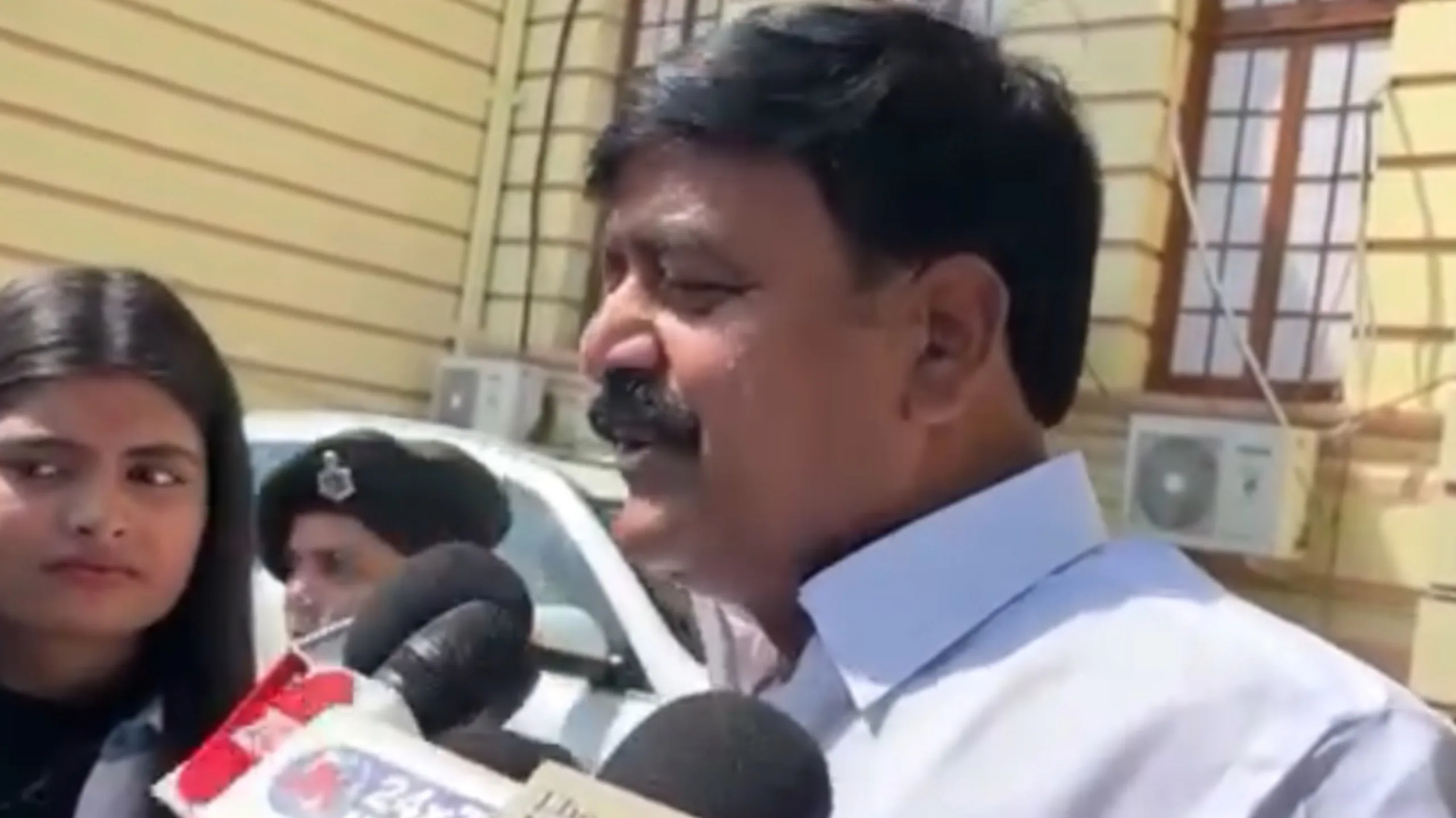 मंत्री जमां खान का बड़ा दावा — “महागठबंधन के कई नेता एनडीए से संपर्क में”