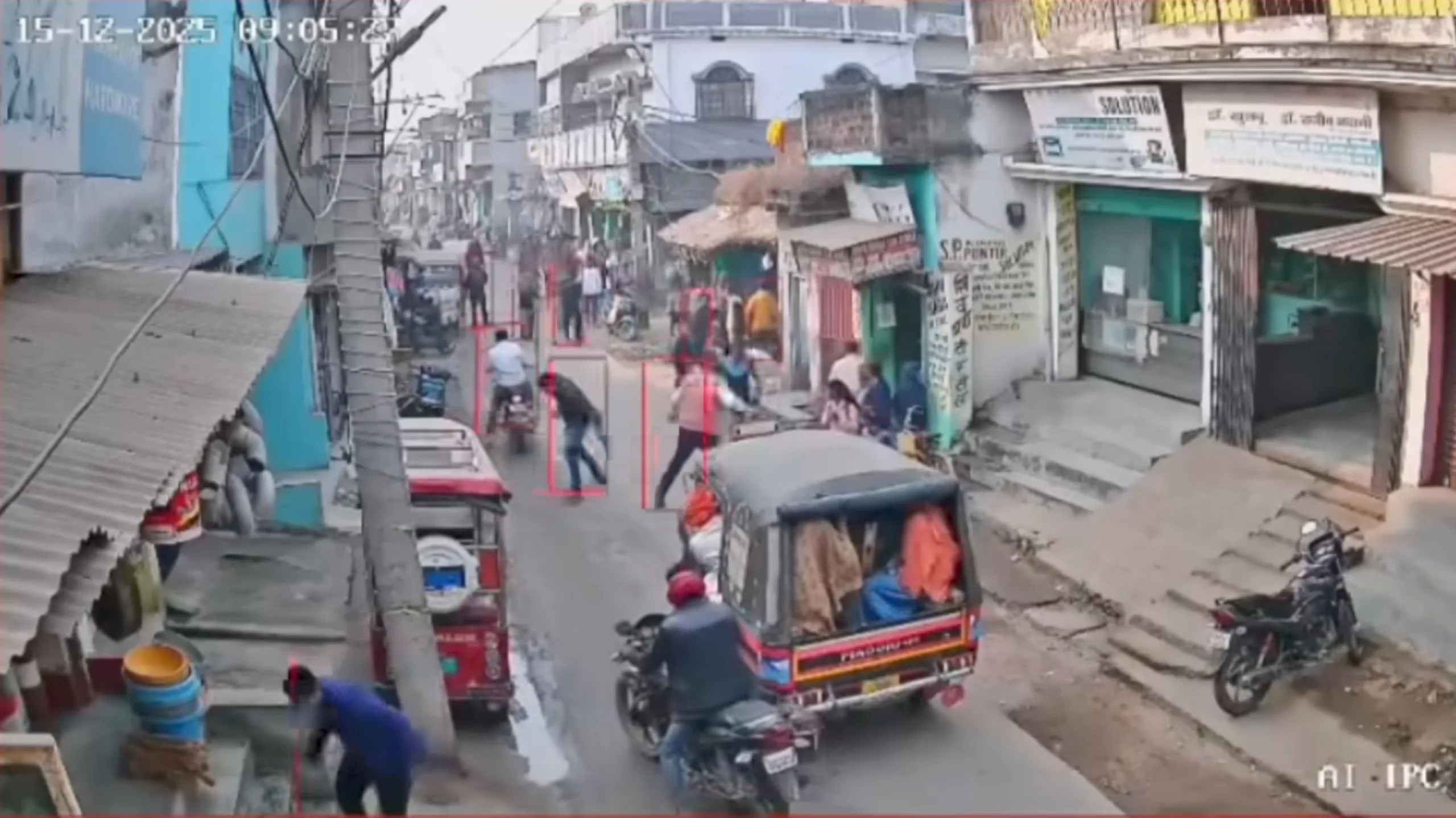 गया में जमीन विवाद ने लिया हिंसक रूप, दिनदहाड़े गोलीबारी, तीन लोग गंभीर रूप से घायल