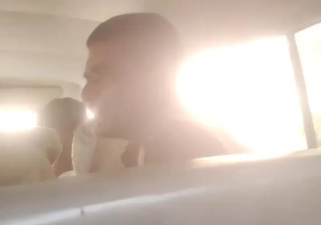 अवैध वसूली के पैसे बाँटने के विवाद का वीडियो वायरल, भवानीपुर थाना के पुलिस निरीक्षक वारिस खान निलंबित — दो होमगार्ड लाइन हाजिर