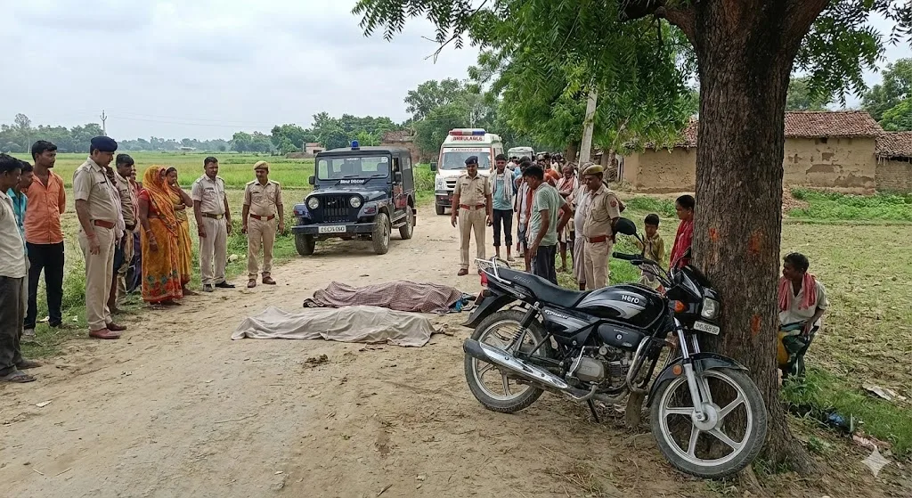 मोतिहारी में दर्दनाक सड़क हादसा, पेड़ से टकराई बाइक; दो युवकों की मौके पर मौत
