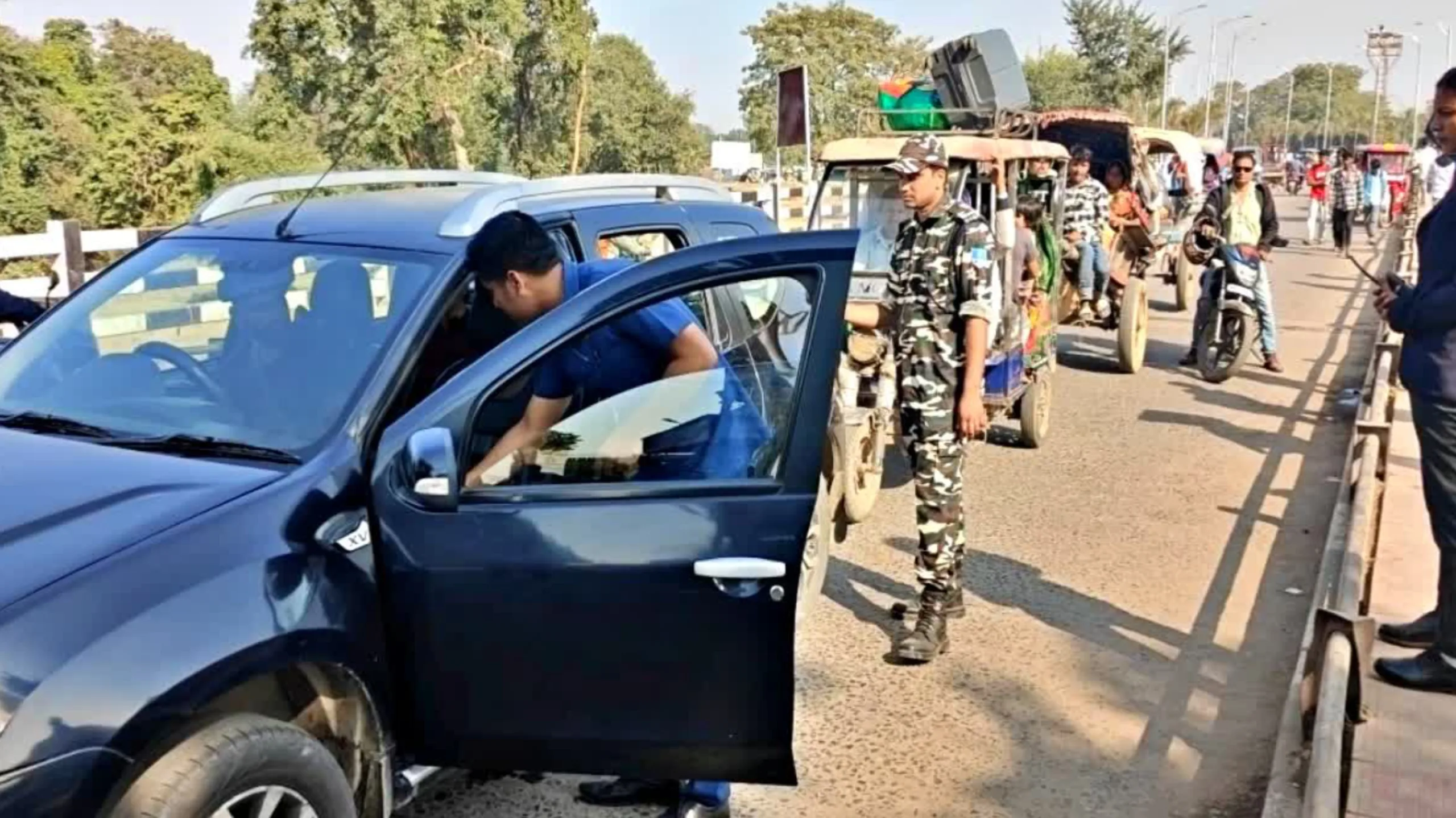 नए साल पर अलर्ट मोड में पुलिस प्रशासन, रक्सौल बॉर्डर पर सख्त जांच