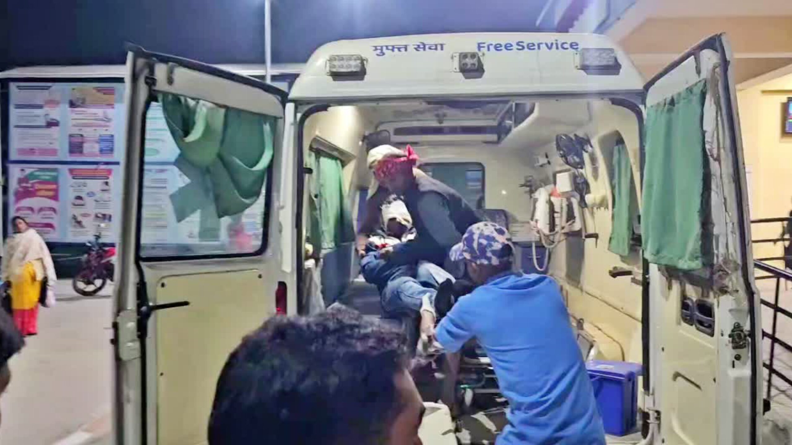 बिहार में भीषण सड़क हादसा, दो युवकों की मौत, दो की हालत गंभीर