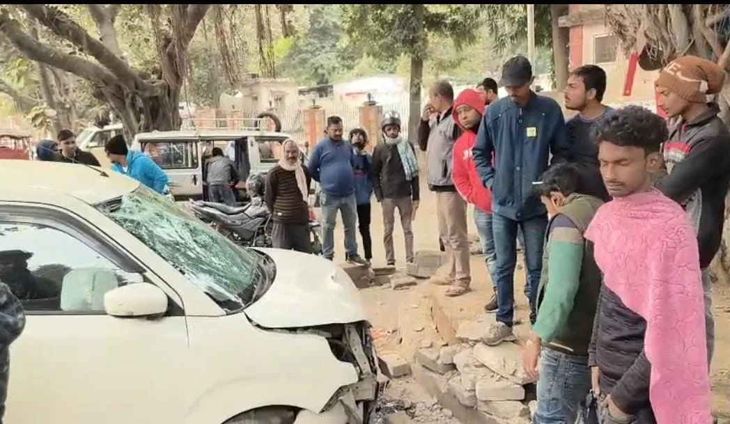 9 सेकंड का खौफनाक मंजर: रॉन्ग साइड से आ रही कार ने साइकिल सवार को मारी जोरदार टक्कर, CCTV में कैद हुआ हादसा 1 9 सेकंड का खौफनाक मंजर: रॉन्ग साइड से आ रही कार ने साइकिल सवार को मारी जोरदार टक्कर, CCTV में कैद हुआ हादसा
