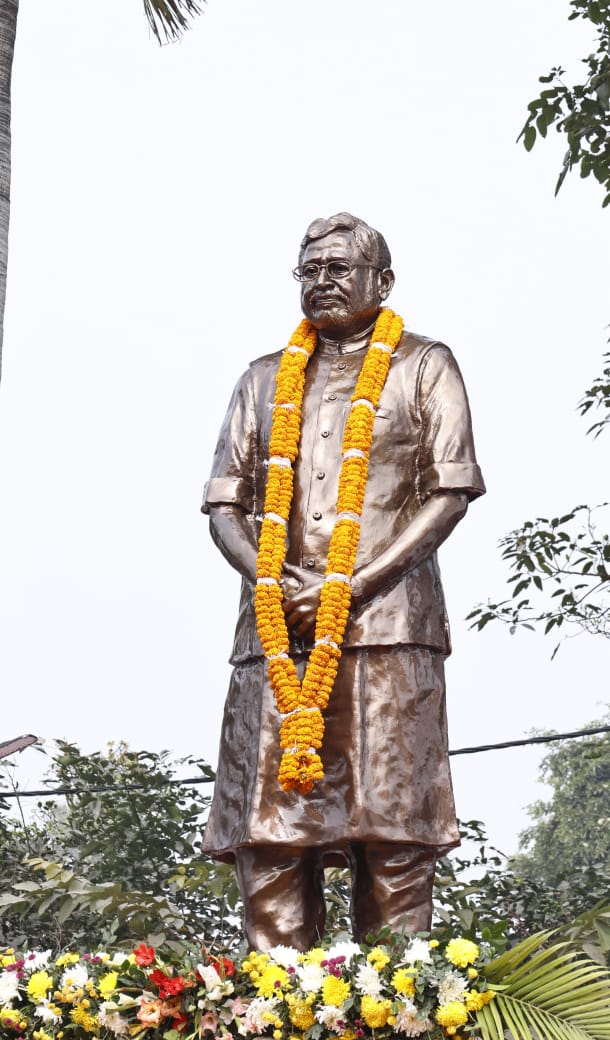 मुख्यमंत्री ने स्व. सुशील कुमार मोदी जी की जयंती समारोह में की सहभागिता, आदमकद प्रतिमा का किया अनावरण 2 IMG 20260105 WA0140