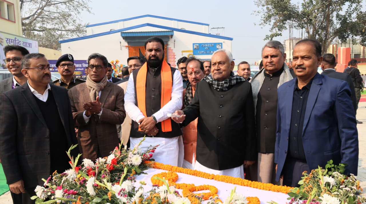 समृद्धि यात्रा में मुख्यमंत्री ने पूर्वी चंपारण की विकास योजनाओं की समीक्षा की, 172 करोड़ की परियोजनाओं का शिलान्यास-उद्घाटन