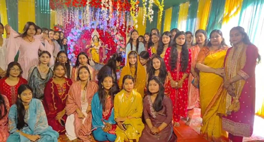 भागलपुर में सरस्वती पूजा का उल्लास, शिक्षण संस्थानों में श्रद्धा और सांस्कृतिक उत्सव