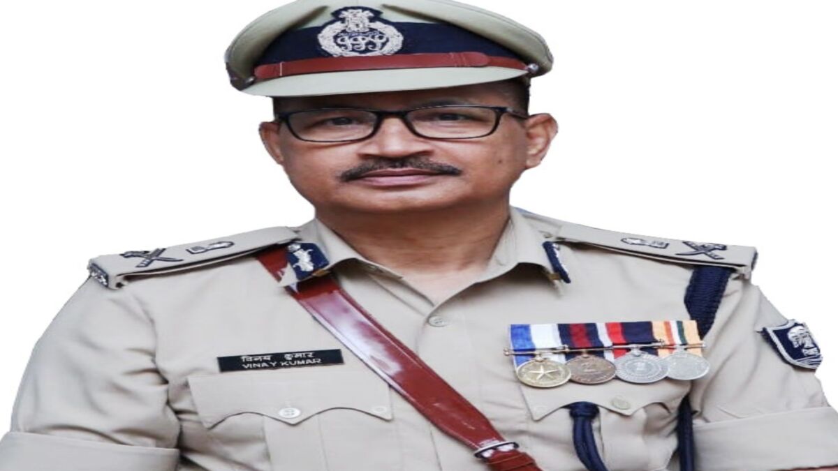 होली पर 'हुड़दंग' किया तो खैर नहीं! बिहार पुलिस का 'चक्रव्यूह' तैयार; DGP ने दिए ज़ीरो टॉलरेंस के आदेश, चप्पे-चप्पे पर भारी फोर्स तैनात