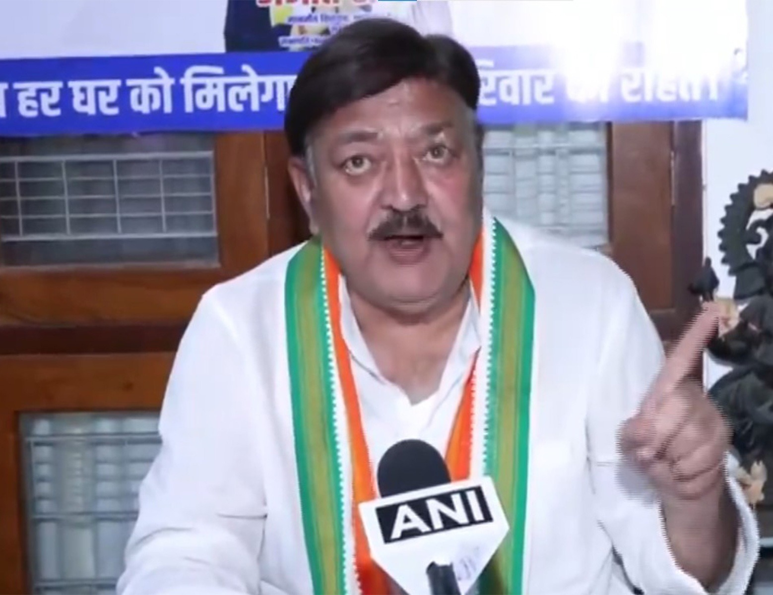 “बजट सिस्टम फेल, बिहार दिवालियेपन की ओर.. ”पूर्व विधायक अजीत शर्मा का बड़ा आरोप, बोले– यह लोगों को बरगलाने वाला बजट है