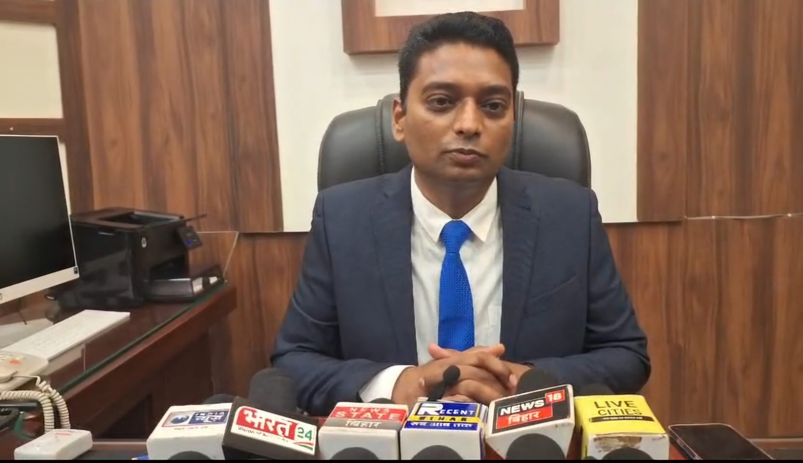 भागलपुर कमिश्नर के पास पहुंची जनता: जन संवाद में छाए रहे भूमि विवाद के मामले; अधिकारियों को टास्क- तुरंत सुलझाएं और रिपोर्ट दें