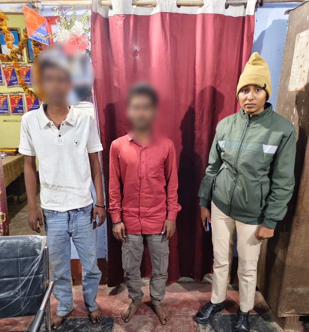 भागलपुर में झपटमारों का ‘गेम ओवर’: पूर्व पार्षद की बेटी से लॉकेट और छात्रा से मोबाइल छीनने वाले 3 गिरफ्तार; सामान भी बरामद