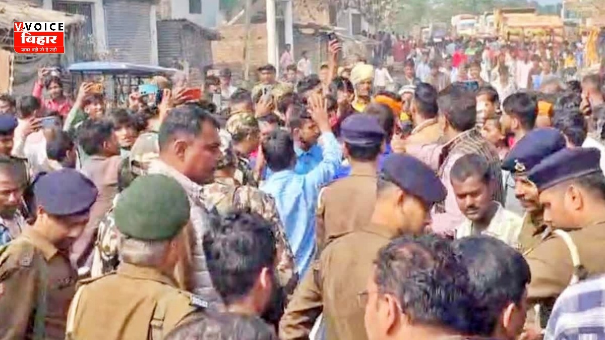 मुजफ्फरपुर में वाहन जांच के दौरान बवाल, सरपंच से मारपीट के आरोप पर ग्रामीणों का हंगामा