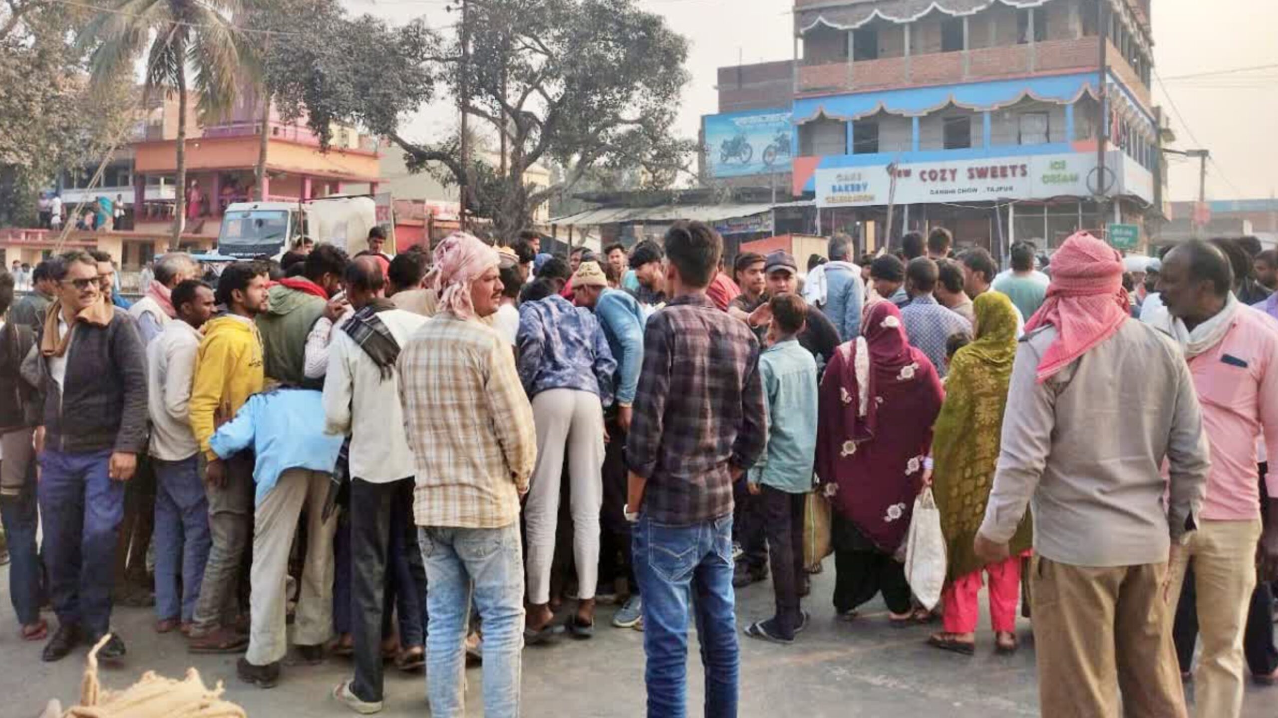 समस्तीपुर में स्कूल संचालक की गोली मारकर हत्या, एनएच जाम कर लोगों का प्रदर्शन