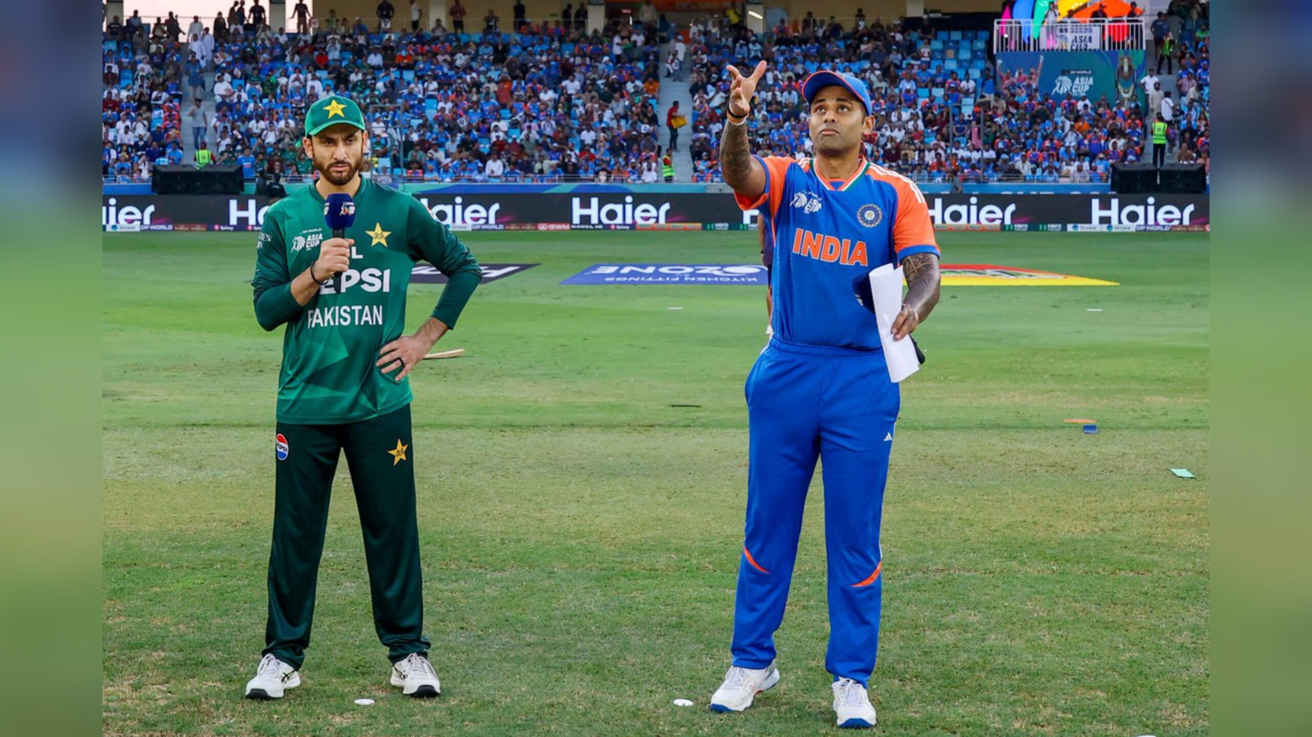 कोलंबो में भारत-पाकिस्तान महामुकाबला: सलमान अली आगा ने टॉस जीतकर चुनी गेंदबाजी