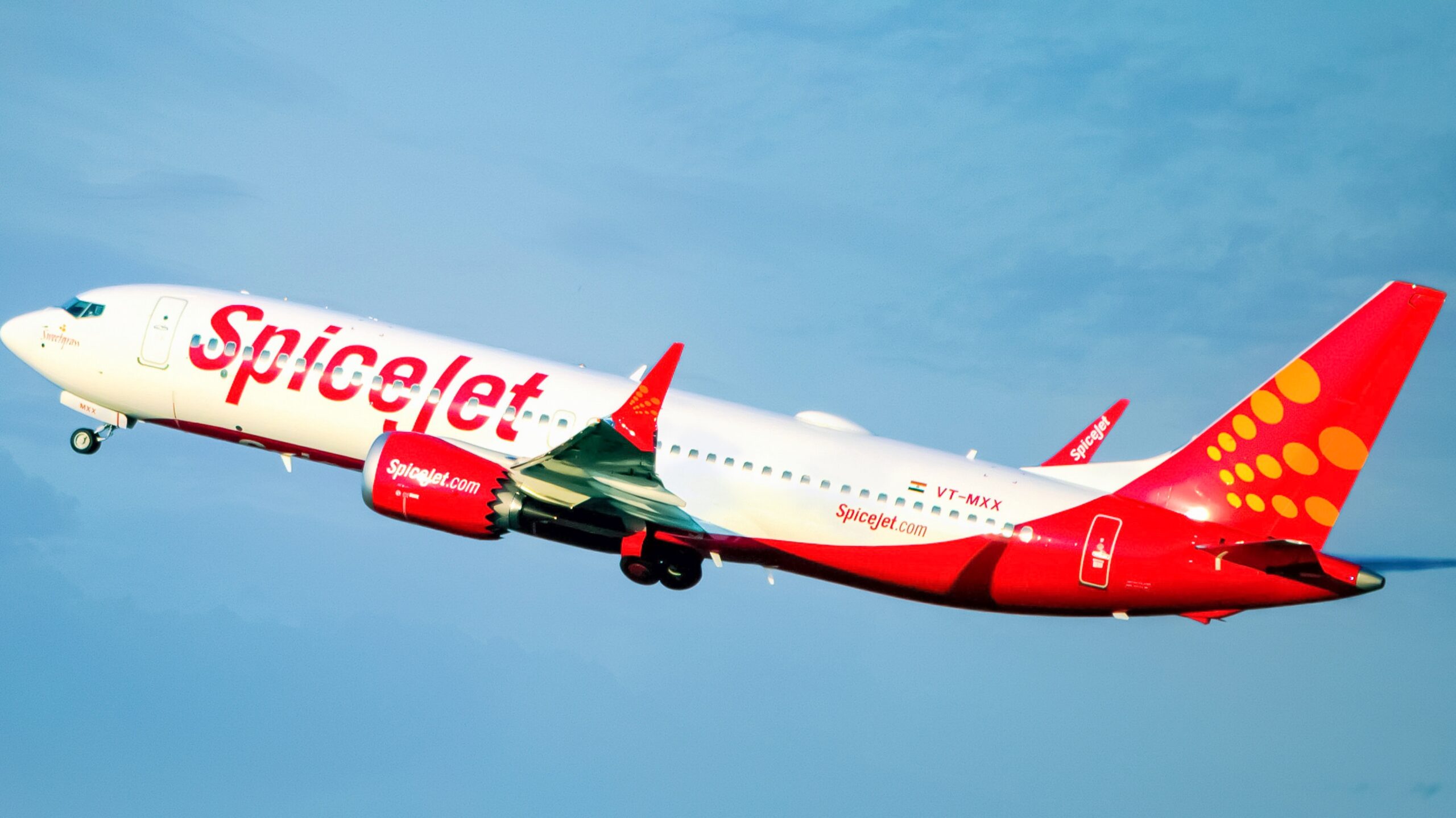 बांग्लादेश ने स्पाइसजेट को एयरस्पेस इस्तेमाल करने से रोका, लंबा रूट लेना पड़ रहा