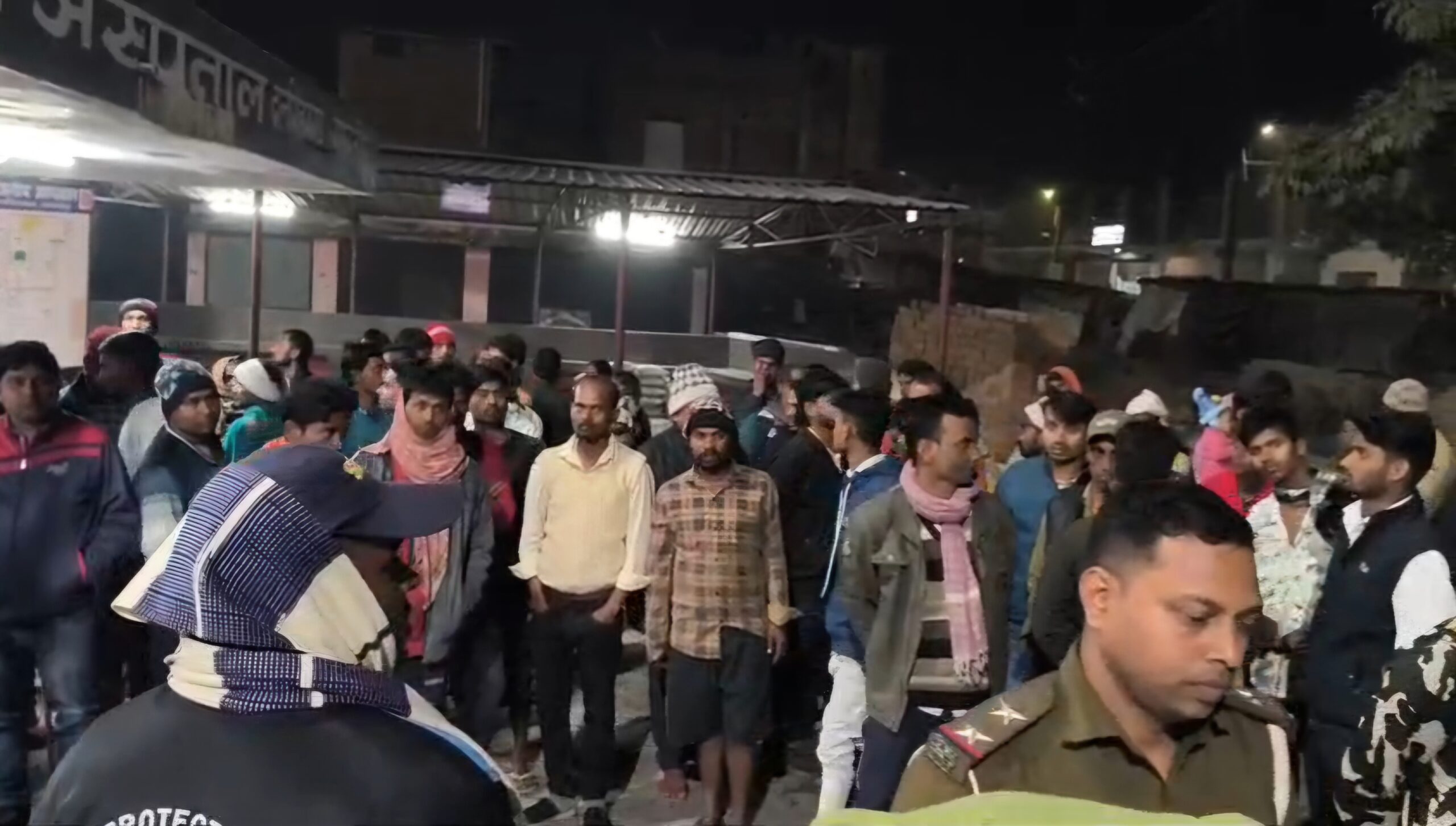 समस्तीपुर में ‘मॉब लिंचिंग’: युवक और महिला को गोली मारने वाले बदमाश को भीड़ ने पीट-पीटकर मार डाला; इलाके में भारी तनाव