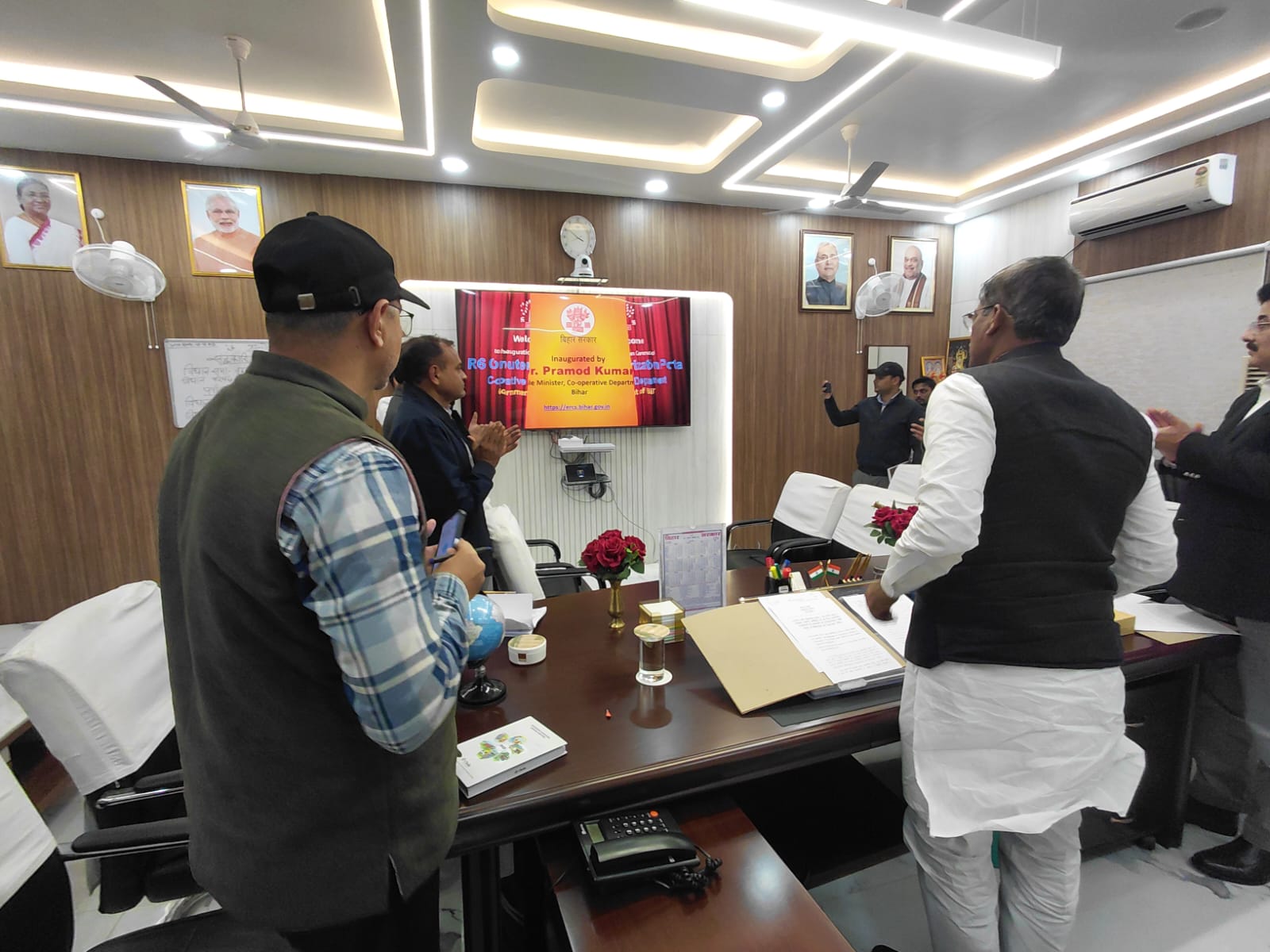 युवाओं के सपनों को मिल रहा आकार, मुख्यमंत्री प्रतिज्ञा योजना से श्रम संसाधन विभाग में 11 प्रशिक्षु चयनित