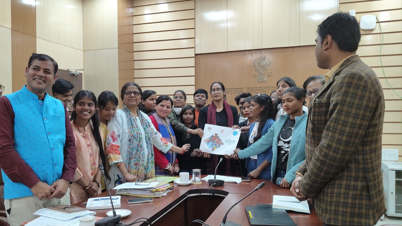 केयर लीवर्स के लिए बड़ी पहल: अब आसान होगा आत्मनिर्भर बनने का रास्ता.. समाज कल्याण सचिव बन्दना प्रेयषी ने दिए त्वरित समन्वय के निर्देश