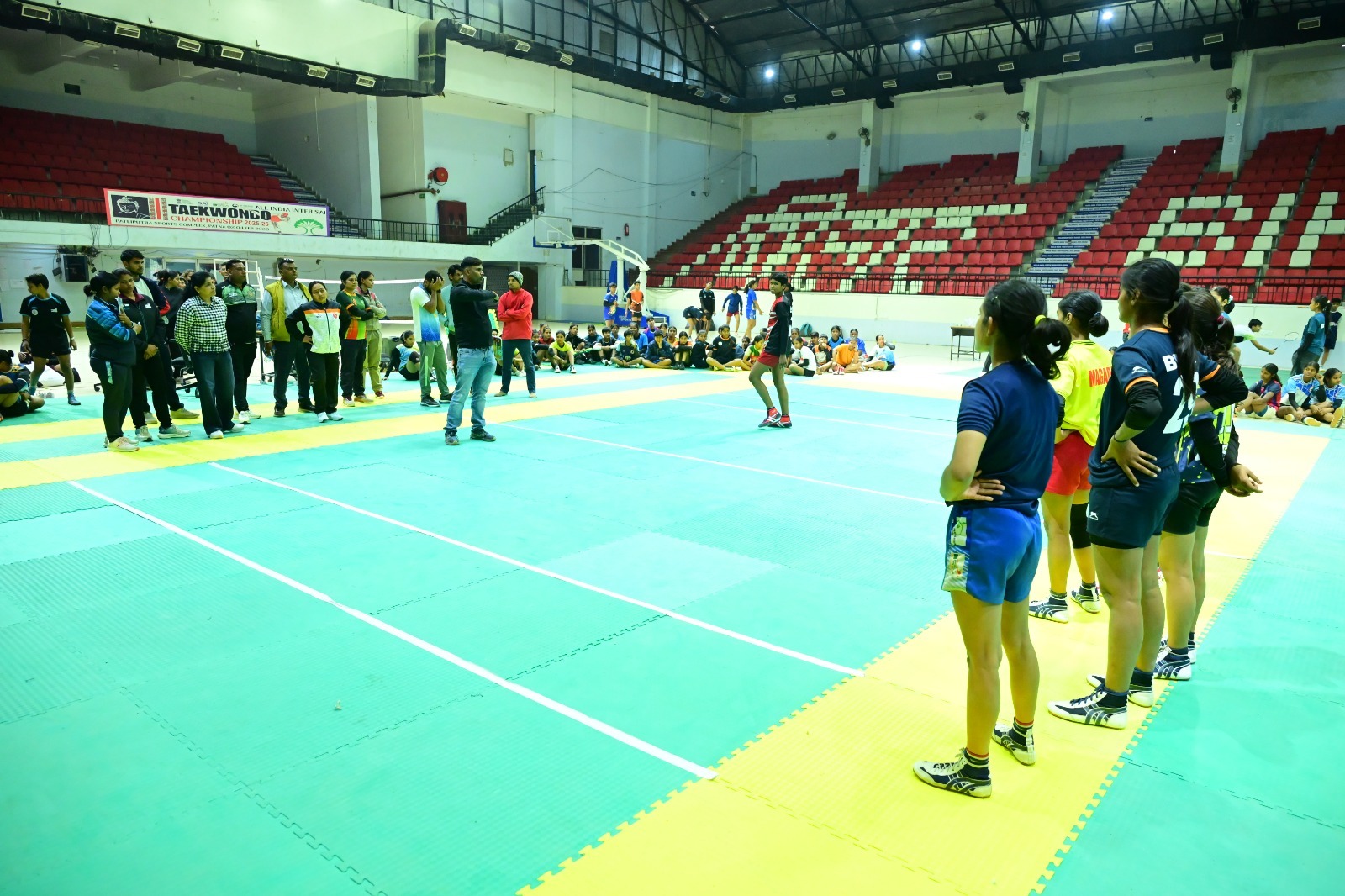 पटना में ‘धाकड़’ बेटियों का दम: कबड्डी लीग के लिए उमड़ी भीड़; 450 में से 120 चुनी गईं, 6 मार्च से सजेगा अखाड़ा