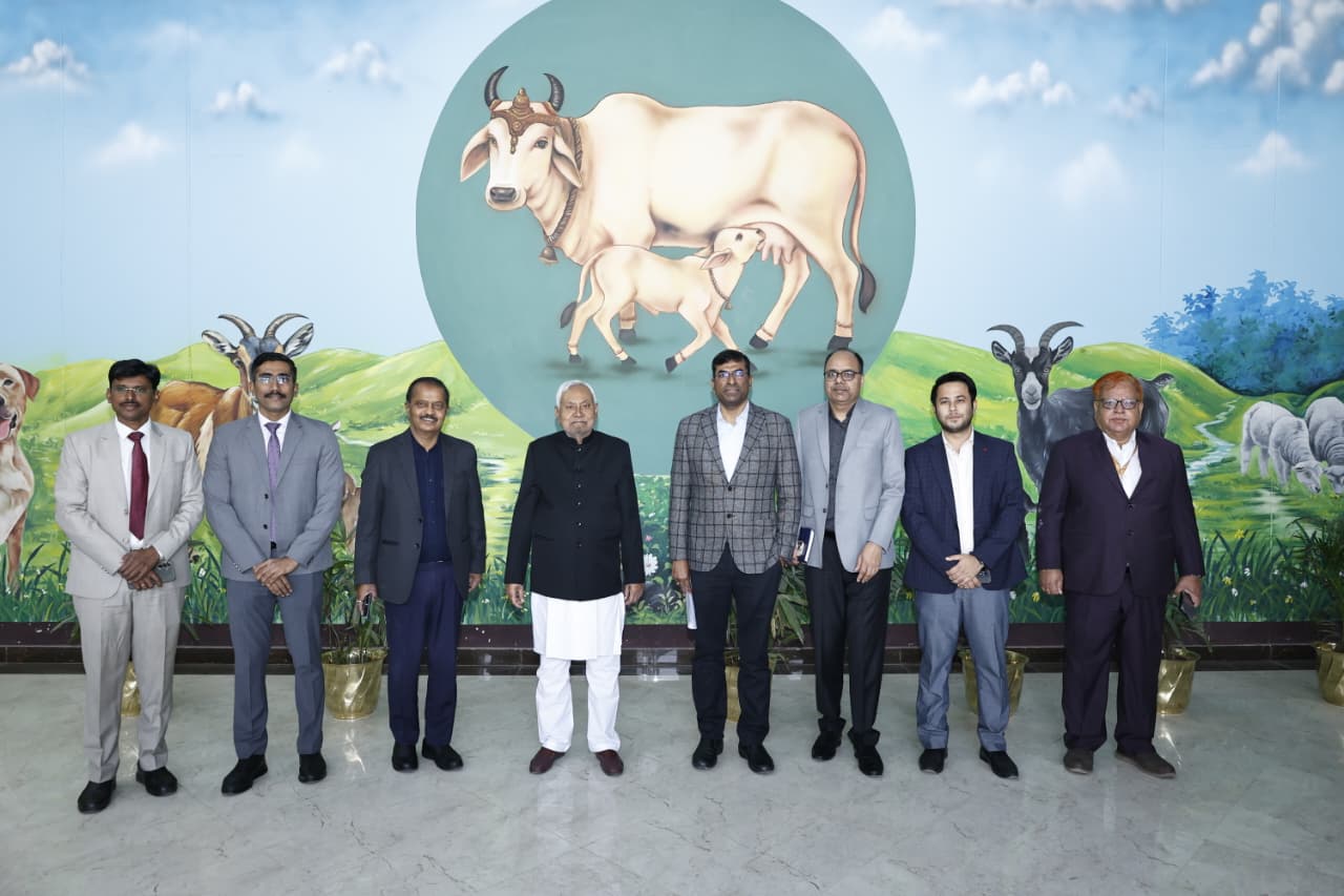 वेटनरी कॉलेज में CM का निरीक्षण: पशुपालन निदेशालय की नई बिल्डिंग देख खुश हुए नीतीश; बोले- चहारदीवारी ऊंची करो, यहां किसानों को मिलेगी ट्रेनिंग