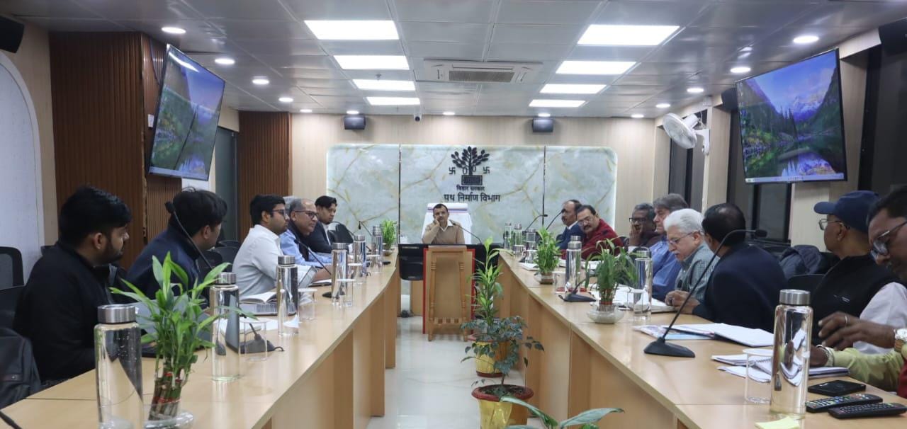 सुल्तानगंज-अगुवानी पुल: सचिव पंकज कुमार पाल का अल्टीमेटम— ’18 महीने में काम पूरा करें, वरना एजेंसी होगी ब्लैकलिस्ट’